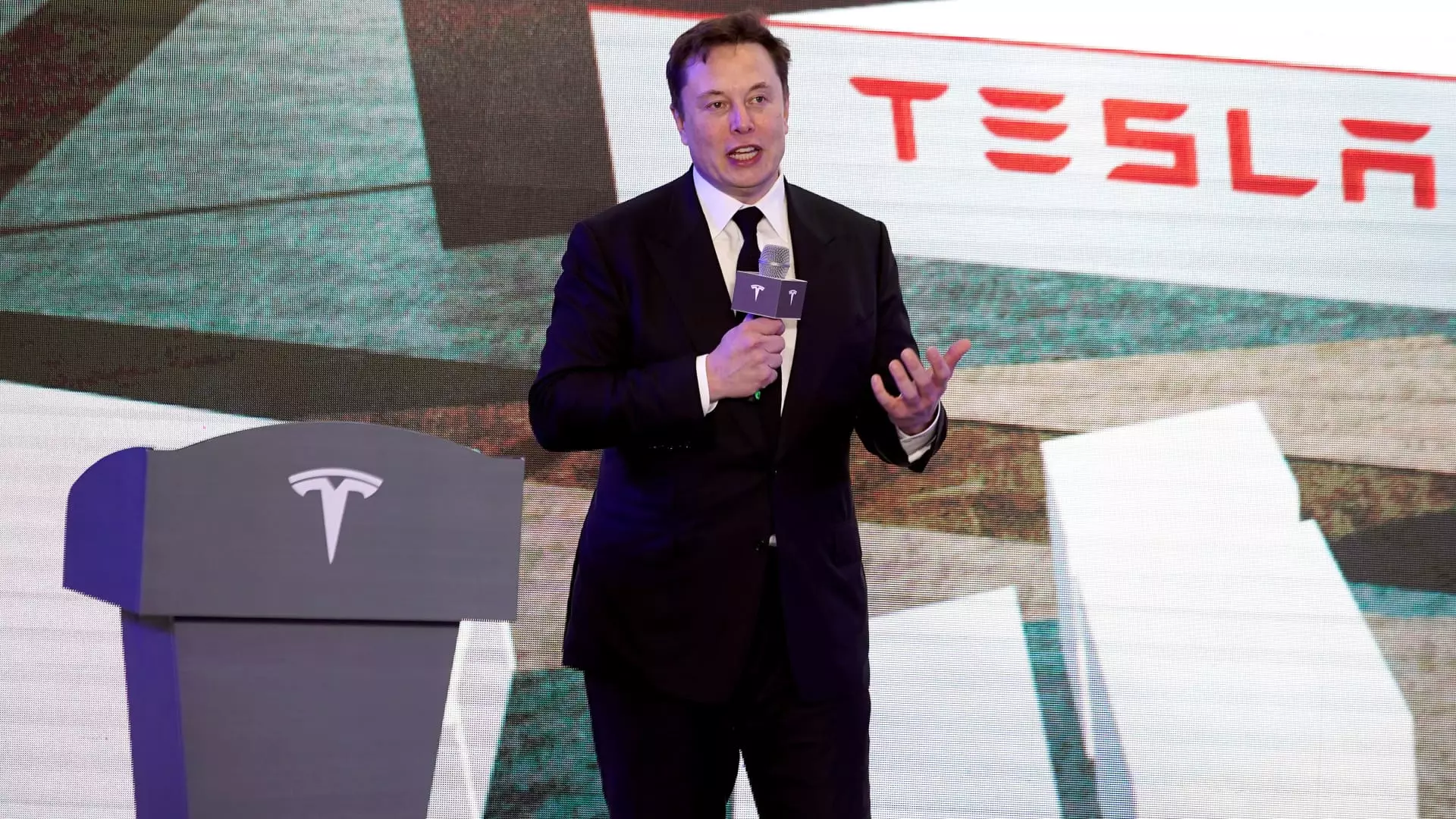 Tesla ввела ограничения для акционеров на судебные иски против руководства