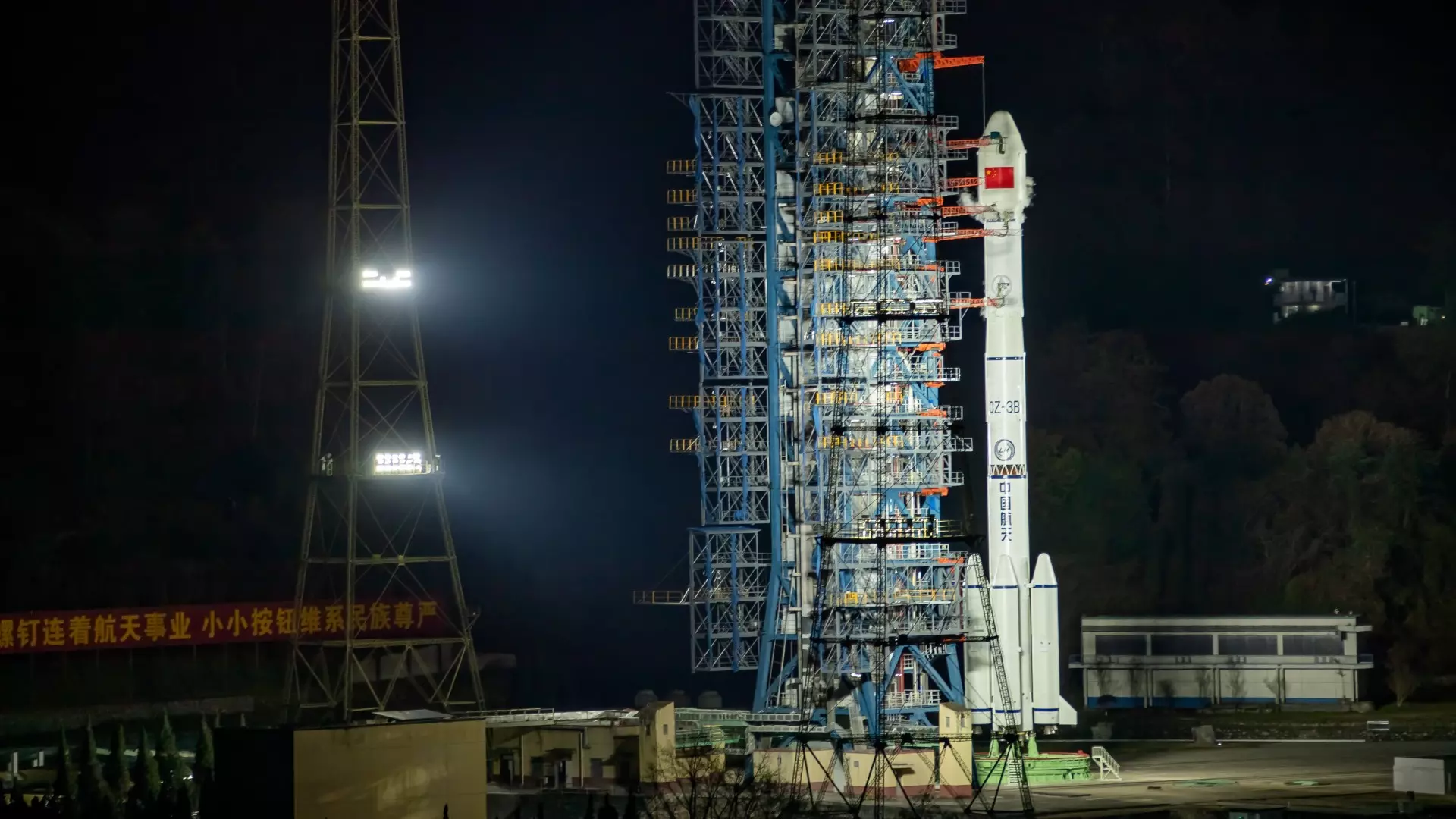 Китай запускает миссию Tianwen-2 для сбора образцов с околоземного астероида
