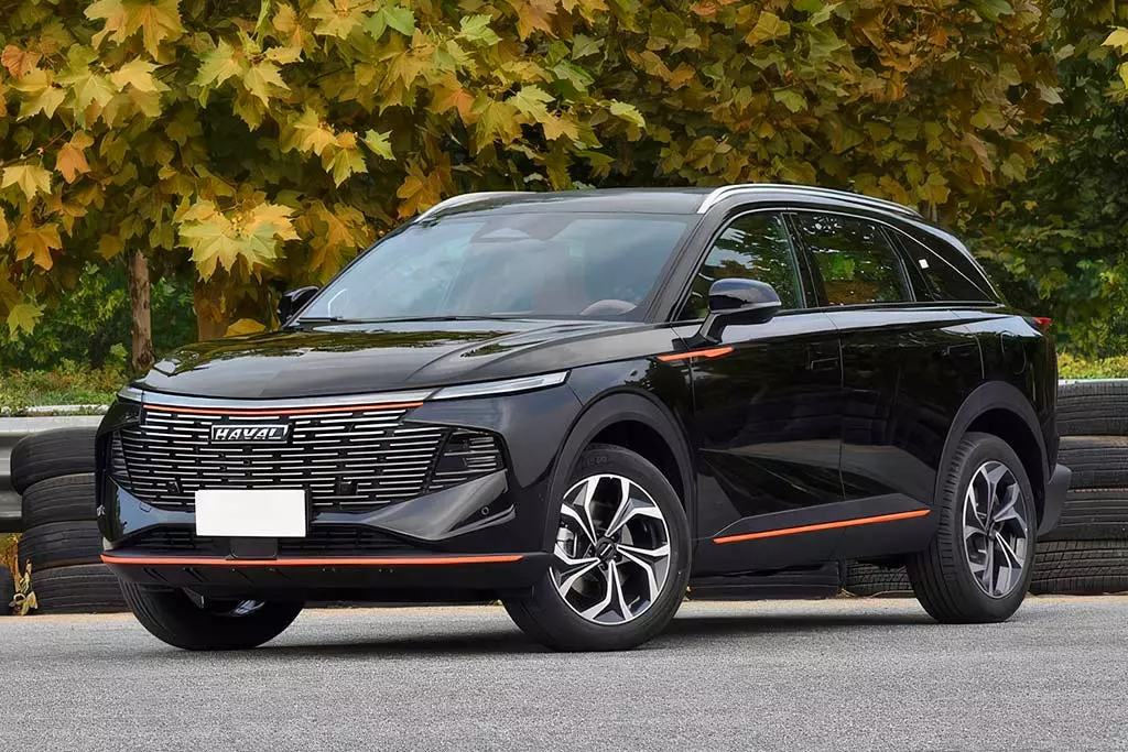 Haval F7 второго поколения обошелся дешевле 15 тысяч долларов для первых клиентов