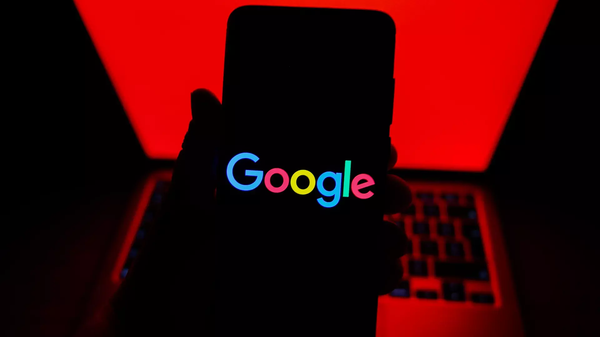 Бывшему инженеру Google грозит огромный срок за передачу секретов Китаю