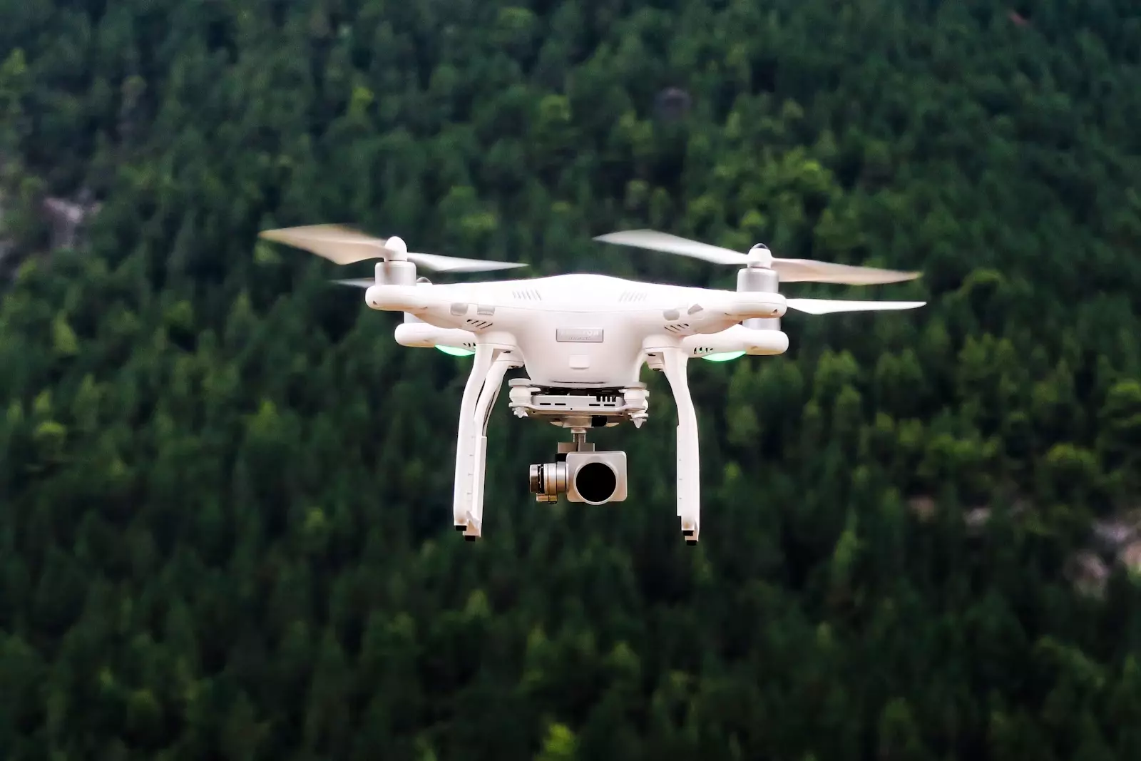 Силы ПВО РФ за утро уничтожили 12 украинских БПЛА над Башкирией и Татарстаном